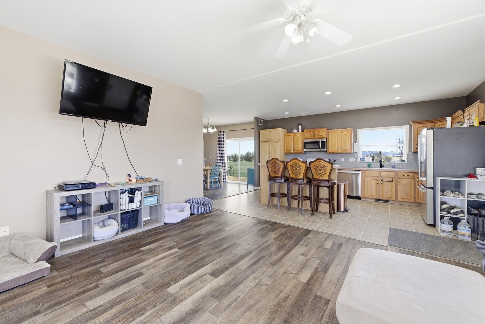 13150 Garbutt Road Casper, WY 82604 - Photo 16 of 50