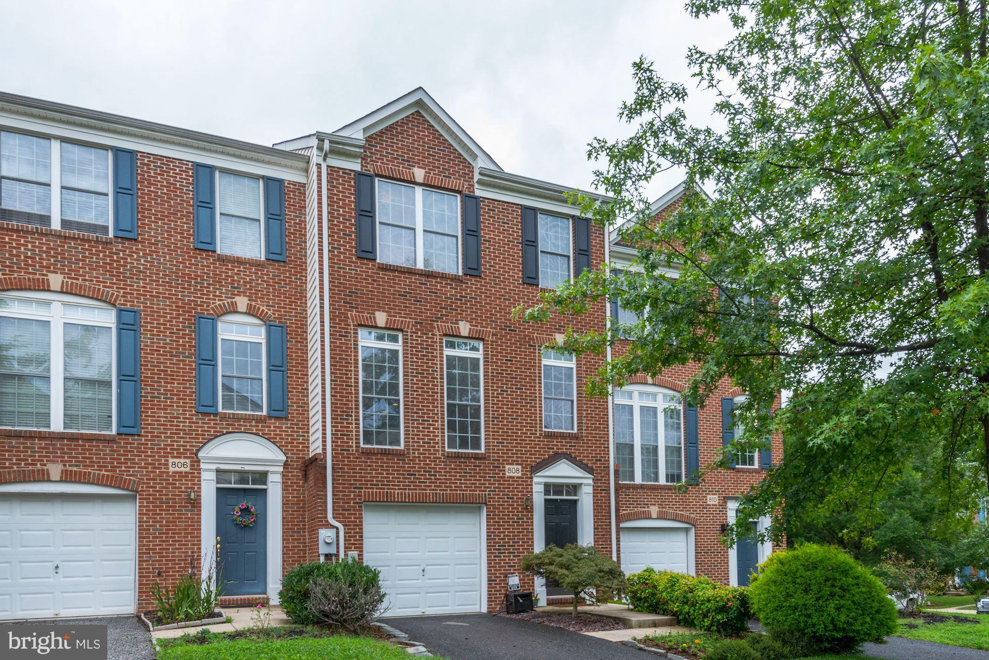 808 Mericrest Way Odenton, MD 21113 - Photo 1 of 25 Exterior (Front)