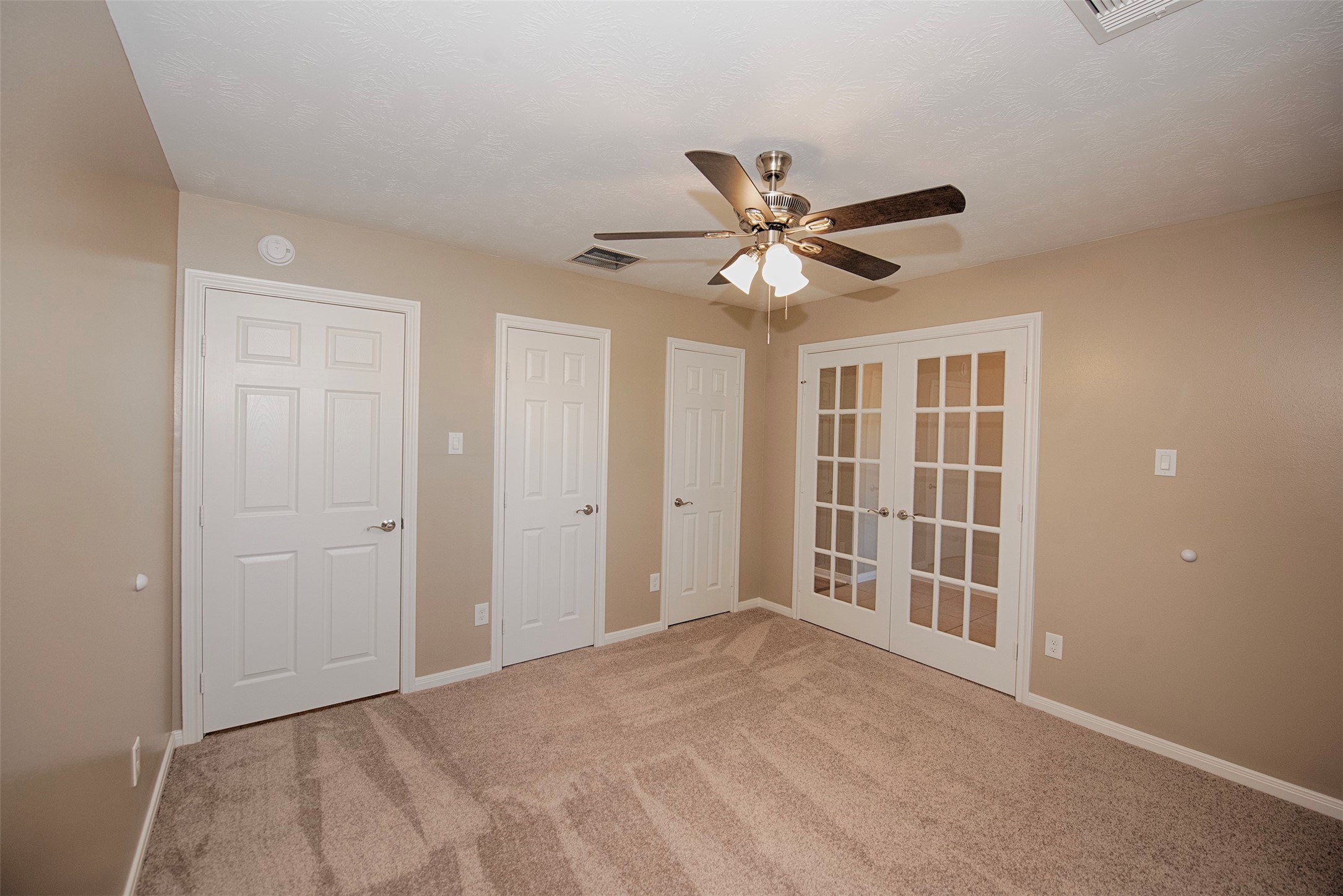 6714 Lone Star Ridge Manvel, TX 77578 - Photo 30 of 37 a view of an empty room with a window