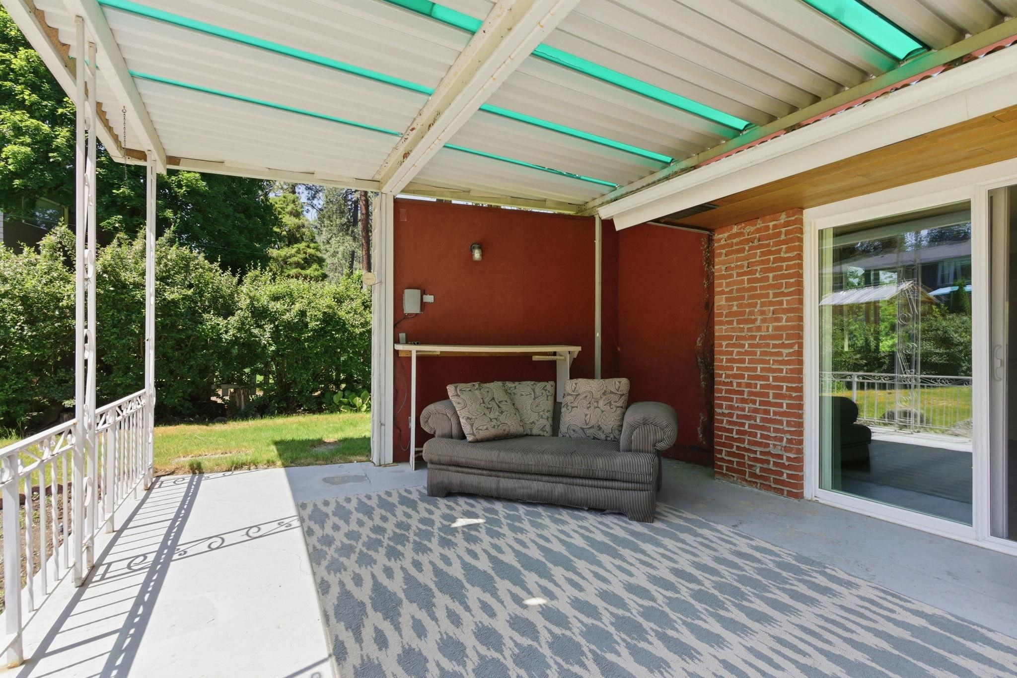 903 West Hawthorne Road Spokane, WA 99218 - Photo 49 of 50