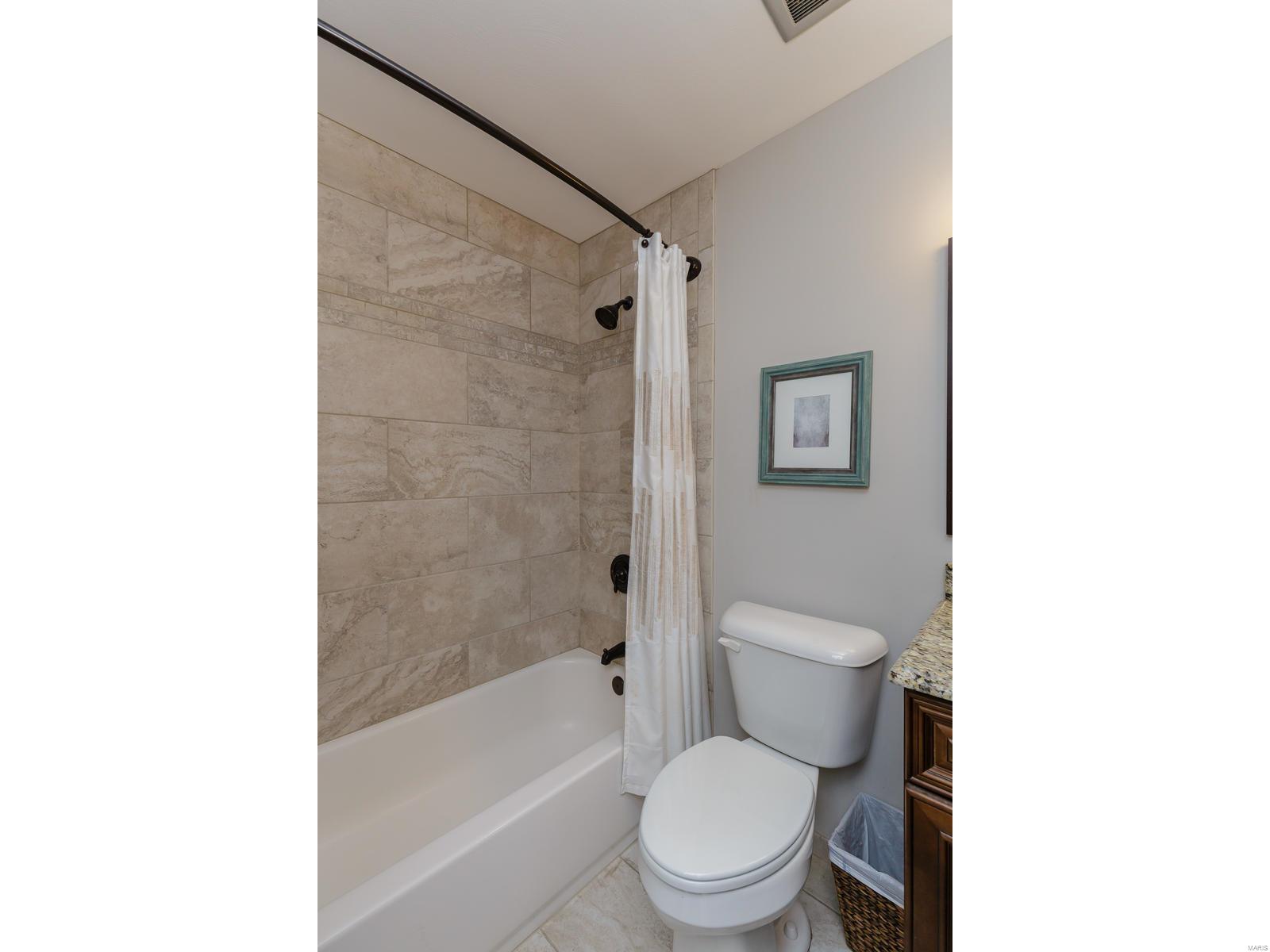 221 Hunters Ridge St. Charles, MO 63301 - Photo 15 of 26 Gallery Image 15