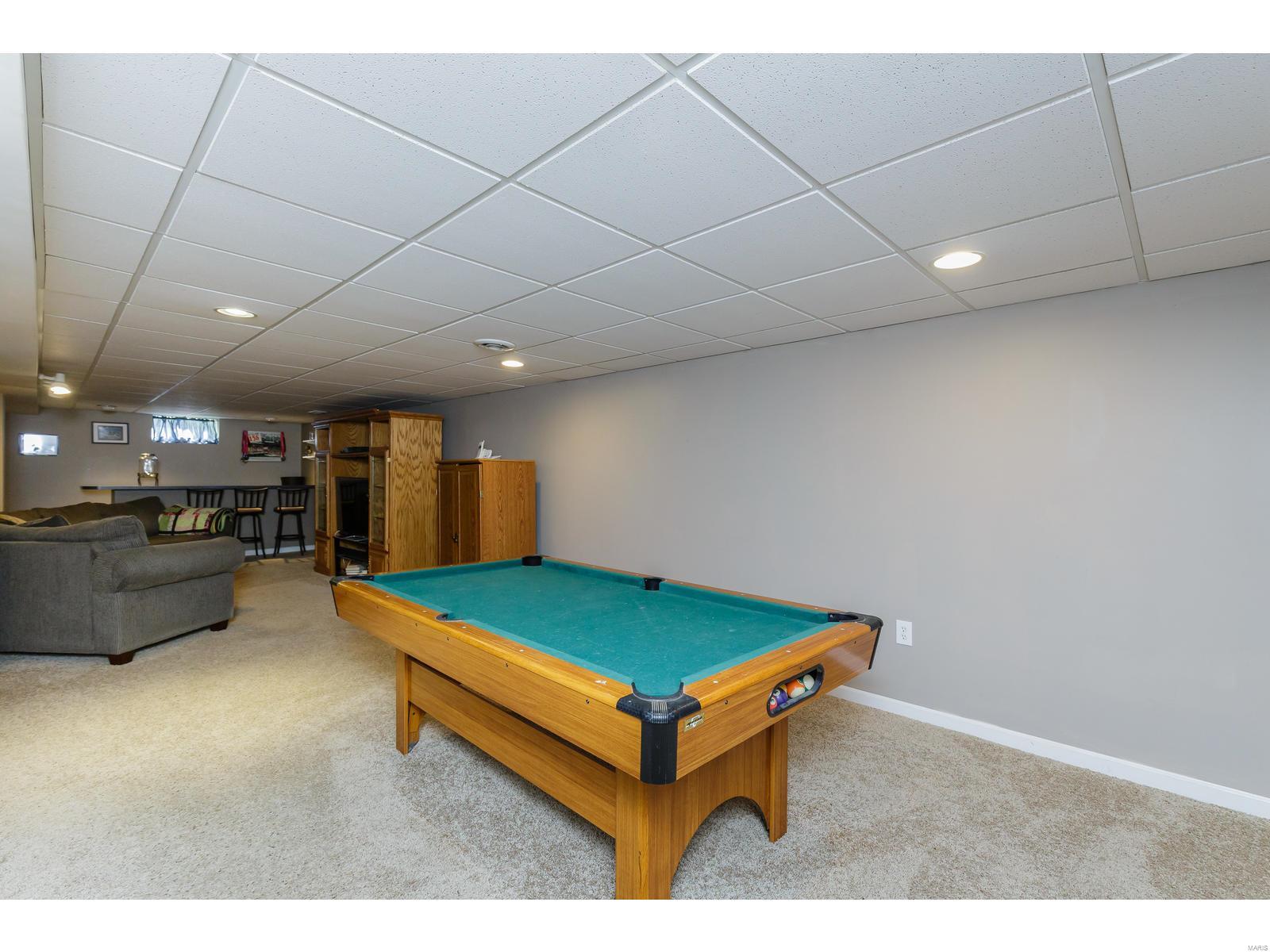 221 Hunters Ridge St. Charles, MO 63301 - Photo 18 of 26 Gallery Image 18