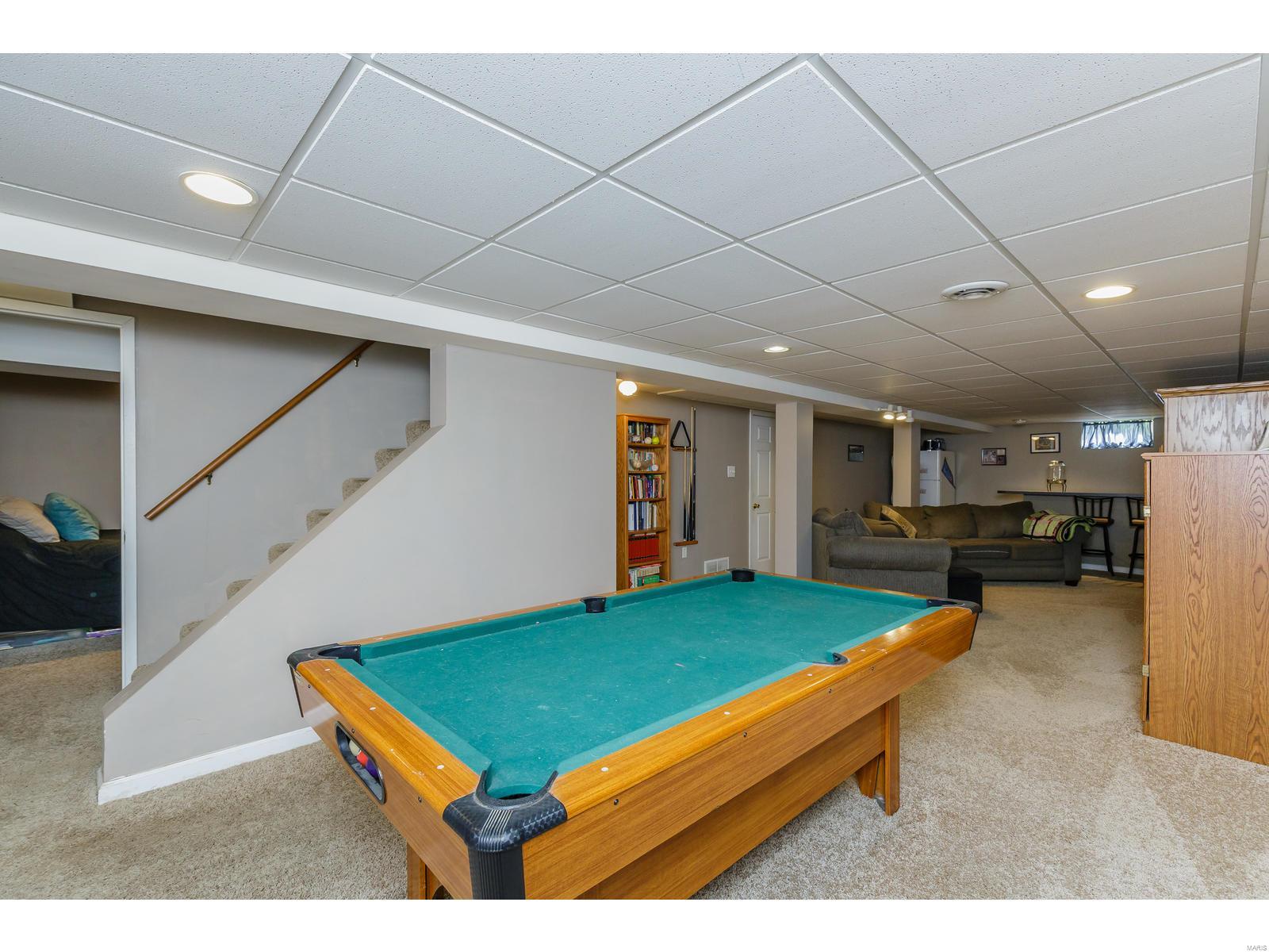 221 Hunters Ridge St. Charles, MO 63301 - Photo 19 of 26 Gallery Image 19