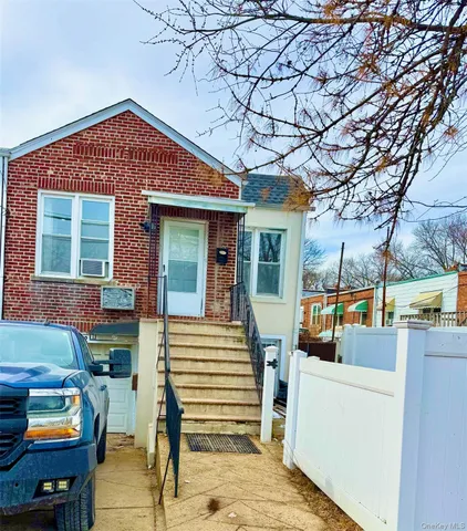 $3,350 | 87-62 Little Neck Parkway, Unit 2 | Bellerose Manor