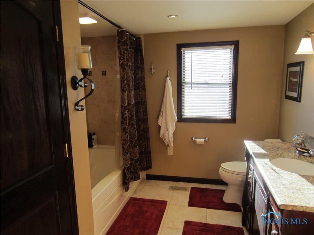 4905 Douglas Road Toledo, OH 43613 - Photo 13 of 29 Gallery Image 13