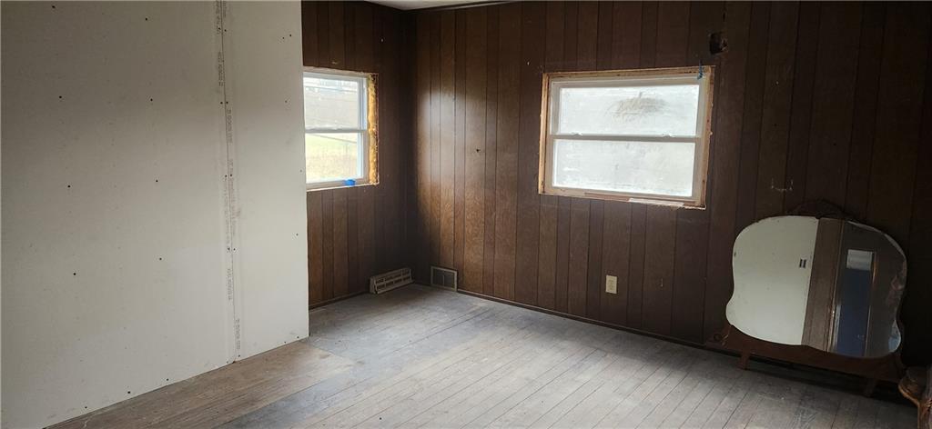 100 Morgan Road Grindstone, PA 15442 - Photo 8 of 12 Gallery Image 8
