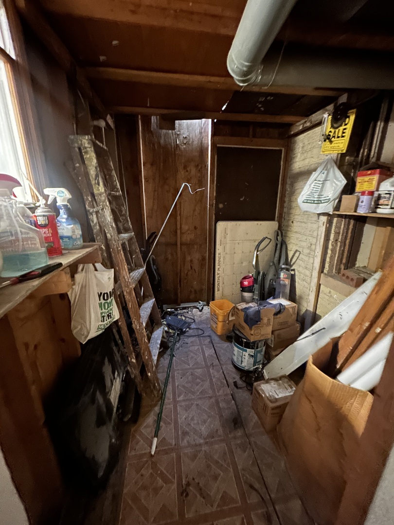 1001 North Springfield Avenue Chicago, IL 60651 - Photo 12 of 16 Gallery Image 12