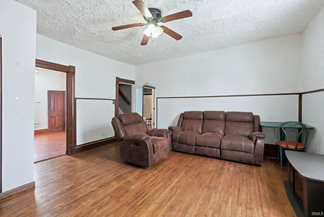 $199,900 | 408 Shultz Street, Logansport, IN 46947