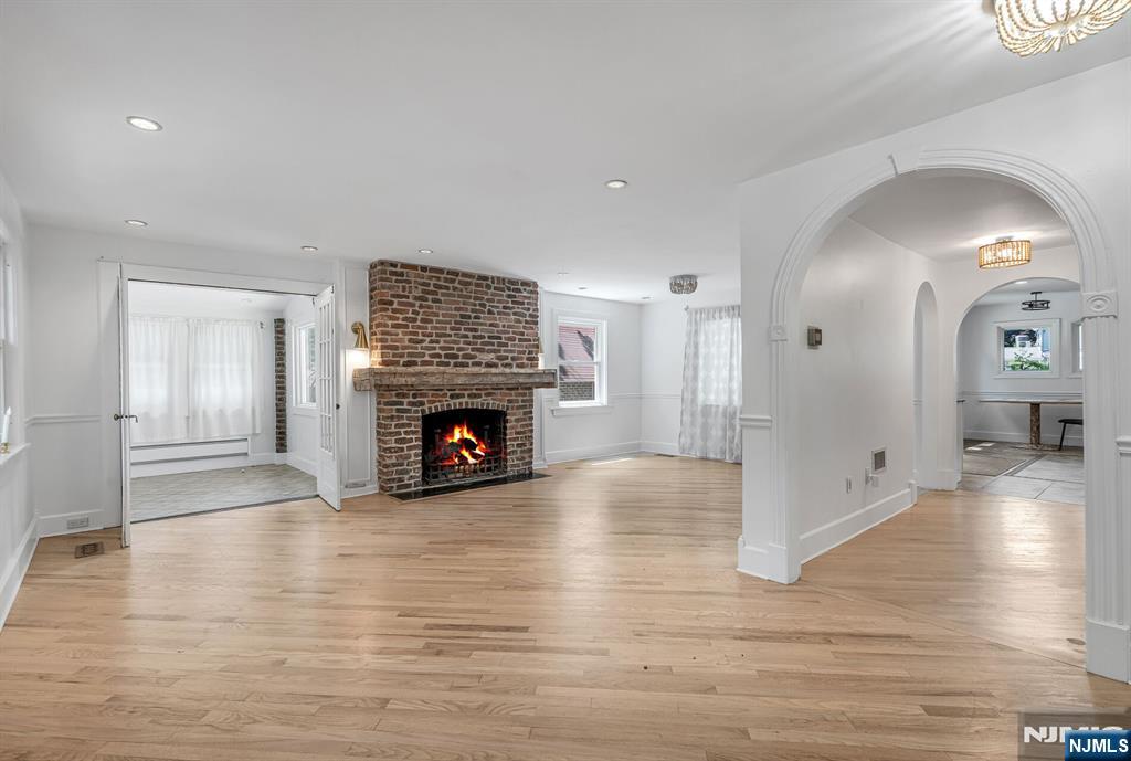 740 River Road Teaneck, NJ 07666 - Photo 7 of 34