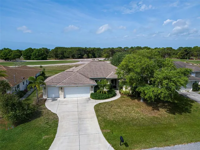 $512,000 | 29 Clubhouse Place, Rotonda West, FL 33947