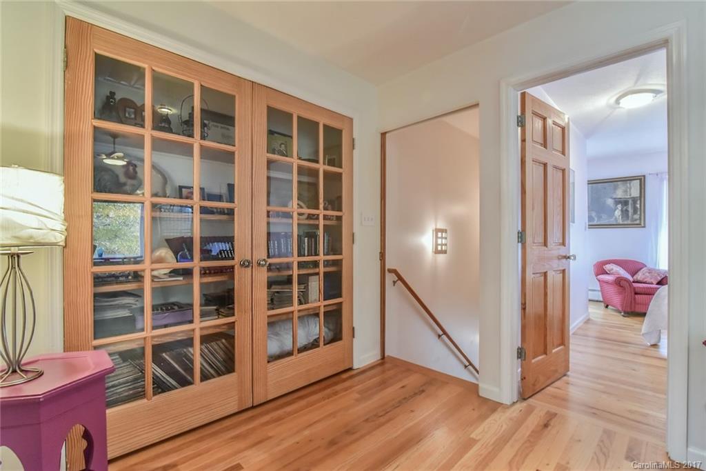 4 Bellhaven Road Asheville, NC 28805 - Photo 13 of 24 Gallery Image 13