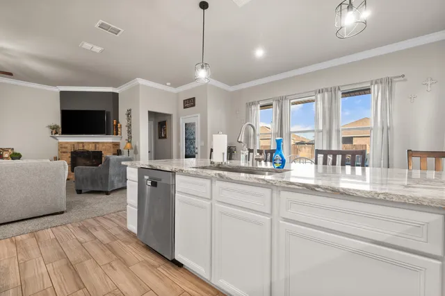 $323,000 | 2306 141st Street, Lubbock, TX 79423