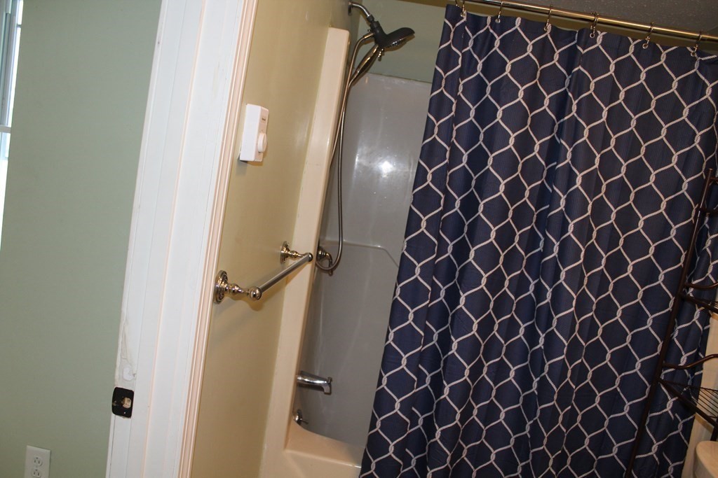 38 13th Street Wareham, MA 02558 - Photo 16 of 24