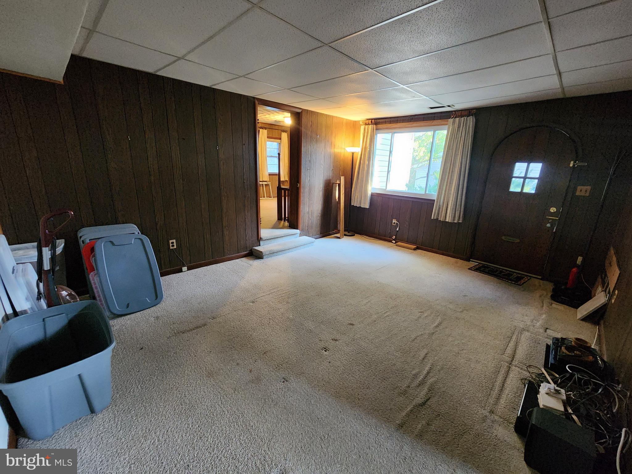 9323 Decatur Place Laurel, MD 20723 - Photo 8 of 44 Living room
