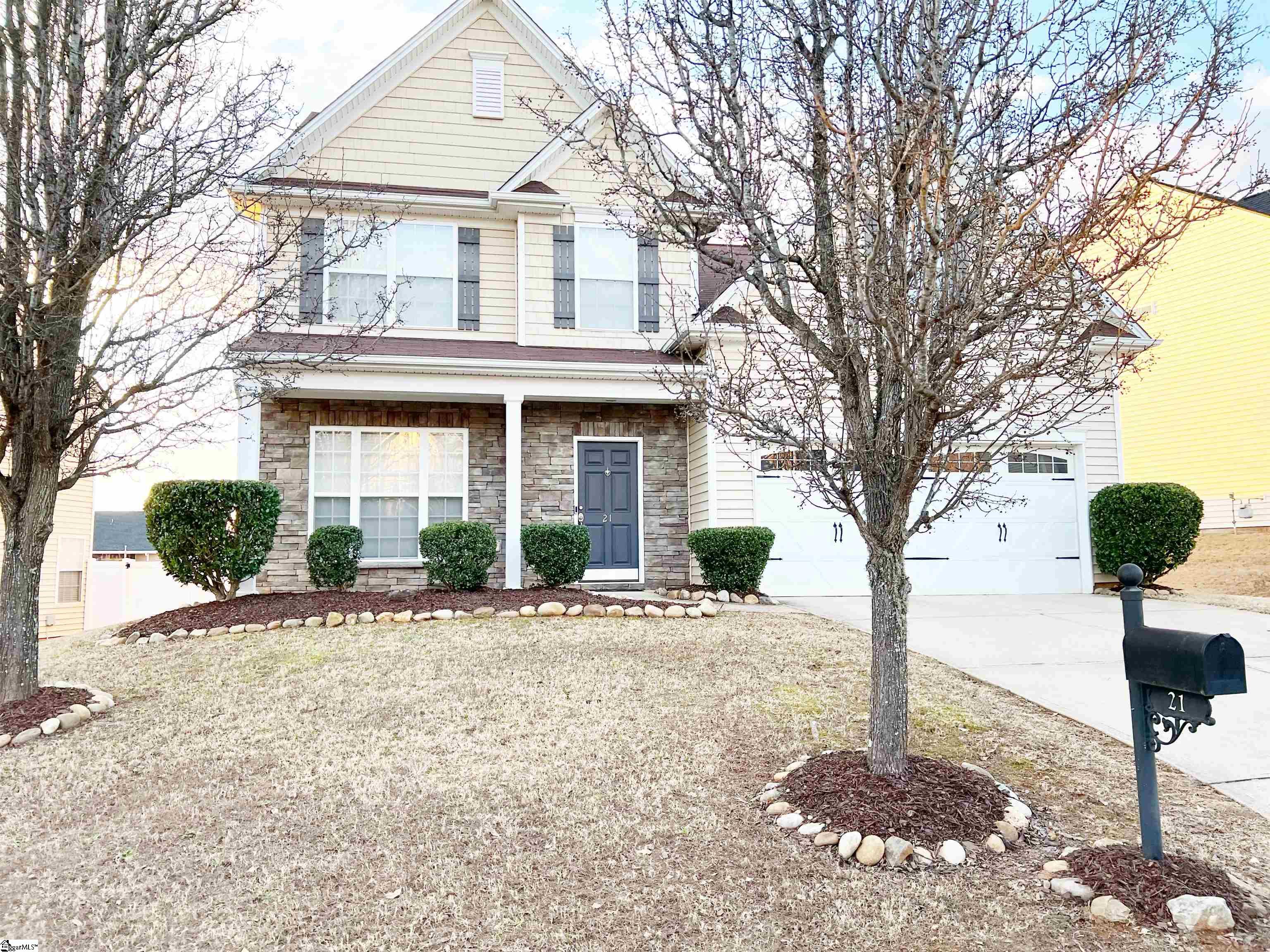 21 Shale Court Greenville, SC 29607 - Photo 4 of 36 Gallery Image 4