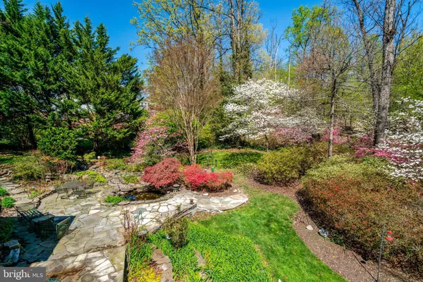 $1,100,000 | 4221 Oak Hill Drive, Annandale, VA 22003