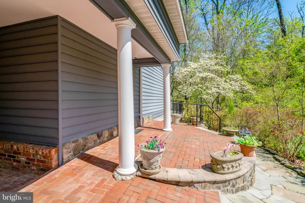 $1,100,000 | 4221 Oak Hill Drive, Annandale, VA 22003