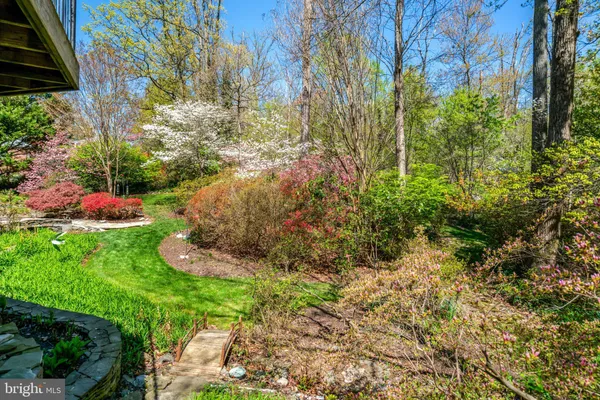 $1,100,000 | 4221 Oak Hill Drive, Annandale, VA 22003