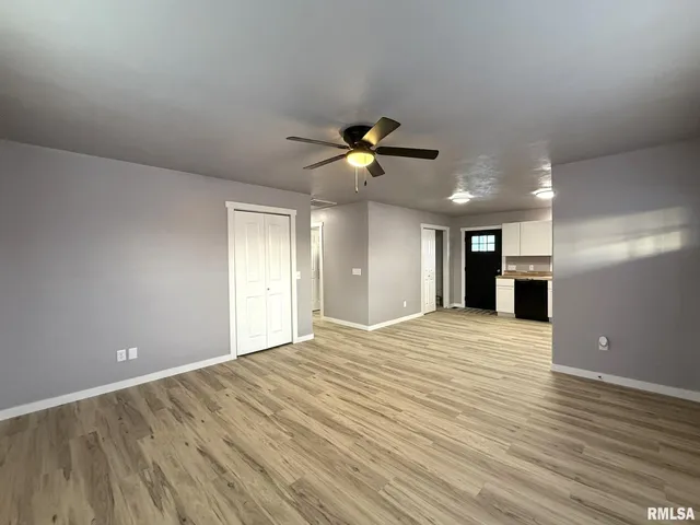 $124,900 | 1489 West Main Street, Galesburg, IL 61401