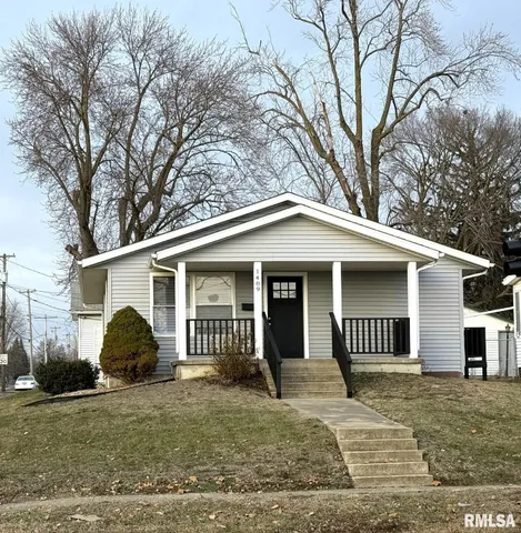 $124,900 | 1489 West Main Street, Galesburg, IL 61401