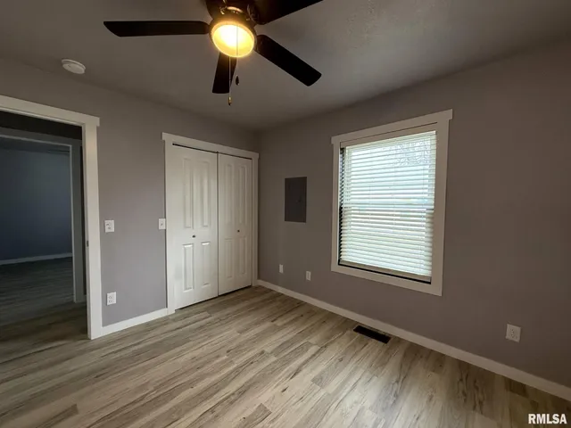 $124,900 | 1489 West Main Street, Galesburg, IL 61401