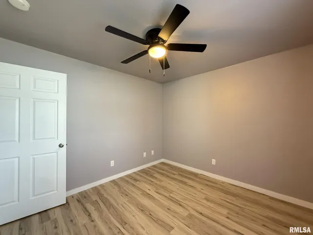 $124,900 | 1489 West Main Street, Galesburg, IL 61401