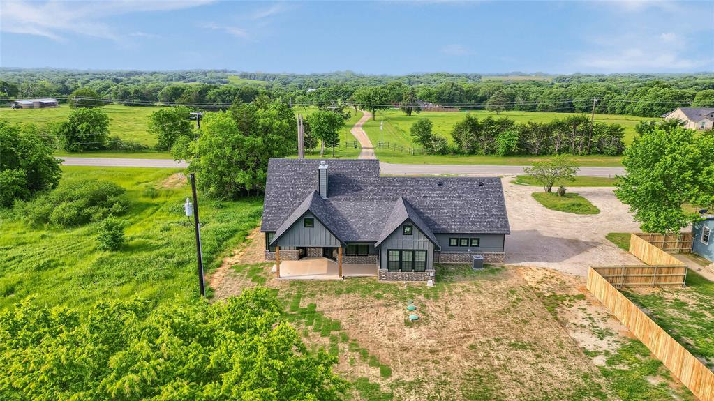 6091 Fm-1753 Denison, TX 75021 - Photo 38 of 40 an outdoor sitting area with golf course