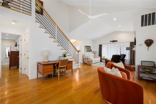 $785,000 | 510 Boston Neck Road, North Kingstown, RI 02852