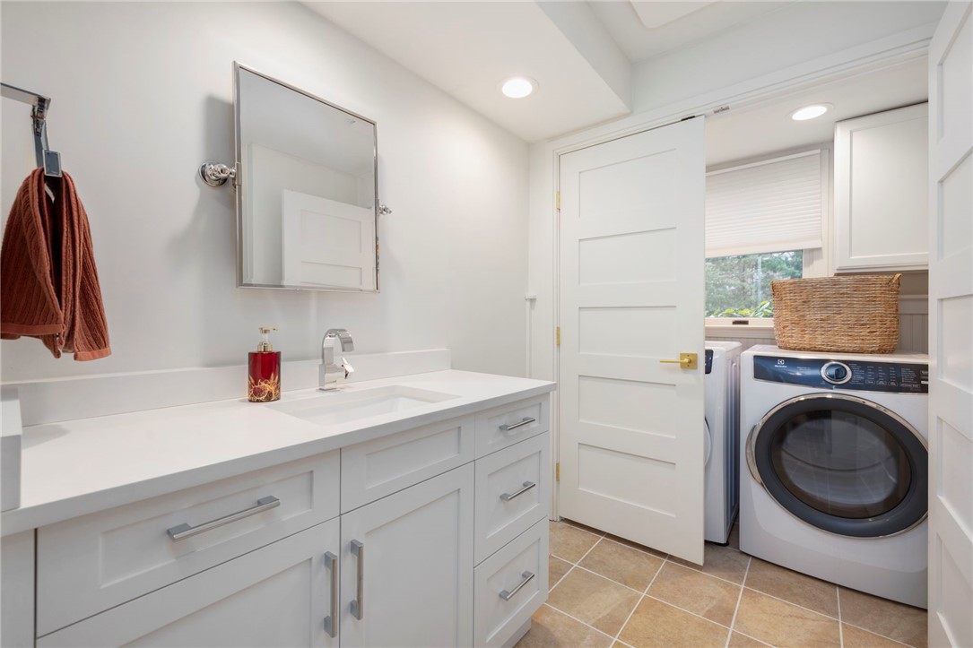 510 Boston Neck Road North Kingstown, RI 02852 - Photo 27 of 43