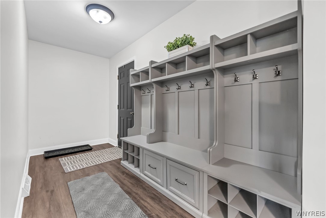 730 Borden Road Cheektowaga, NY 14227 - Photo 15 of 39