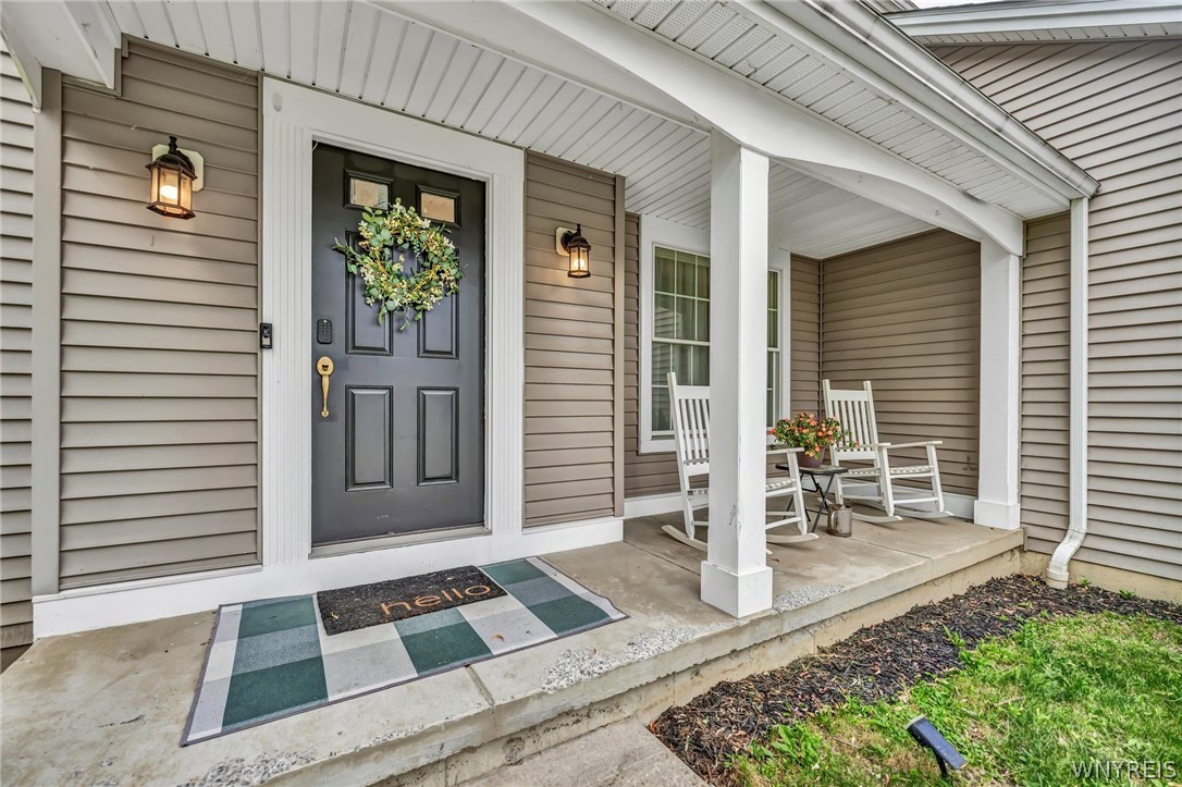 730 Borden Road Cheektowaga, NY 14227 - Photo 2 of 39