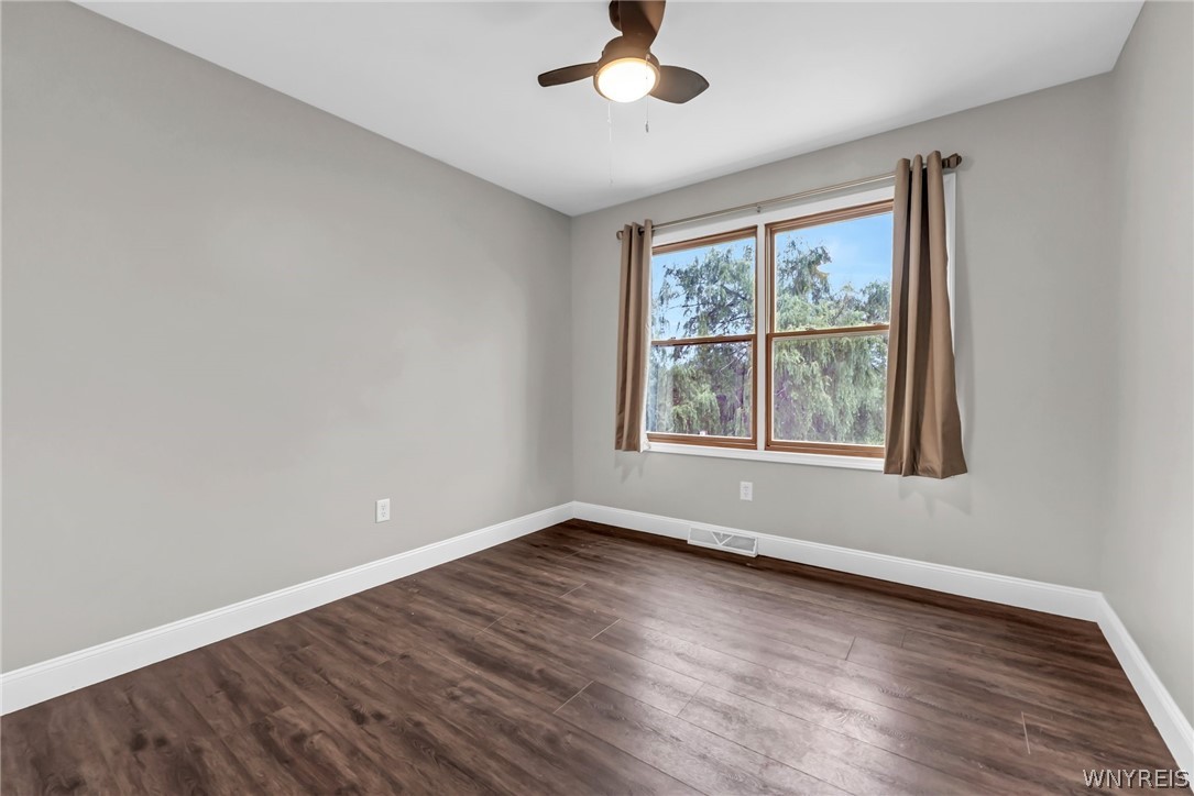 730 Borden Road Cheektowaga, NY 14227 - Photo 26 of 39