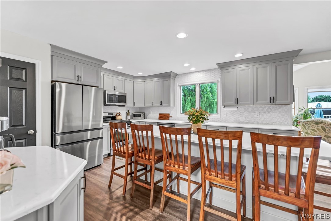 730 Borden Road Cheektowaga, NY 14227 - Photo 7 of 39