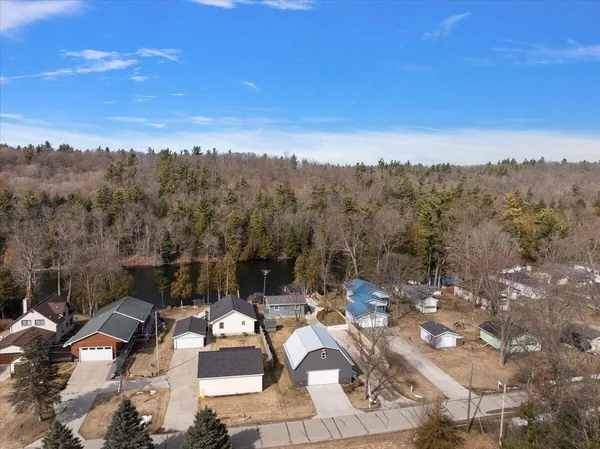 $399,900 | 6185 East Dave Street, Newaygo, MI 49337