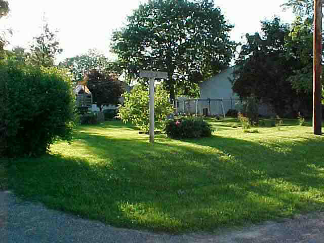 101 Wayne Street Howe, IN 46746 - Photo 8 of 9 Gallery Image 8