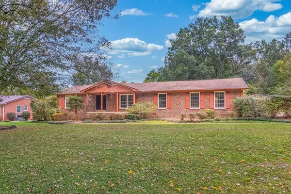 $2,500 | 204 Lake Cir Drive, Tullahoma, TN 37388