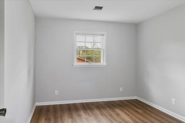 $2,500 | 204 Lake Cir Drive, Tullahoma, TN 37388