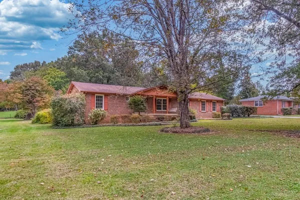 $2,500 | 204 Lake Cir Drive, Tullahoma, TN 37388