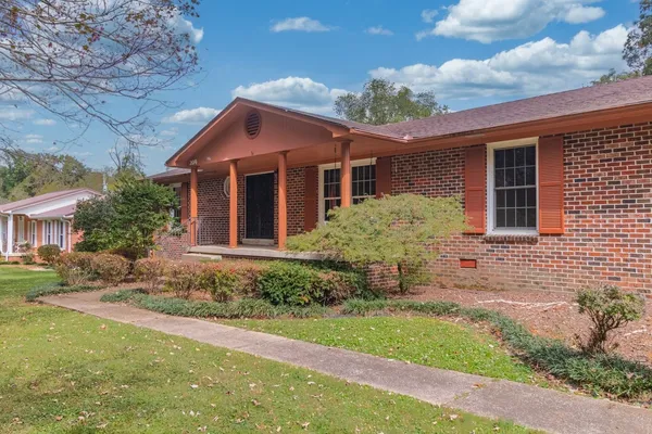 $2,500 | 204 Lake Cir Drive, Tullahoma, TN 37388