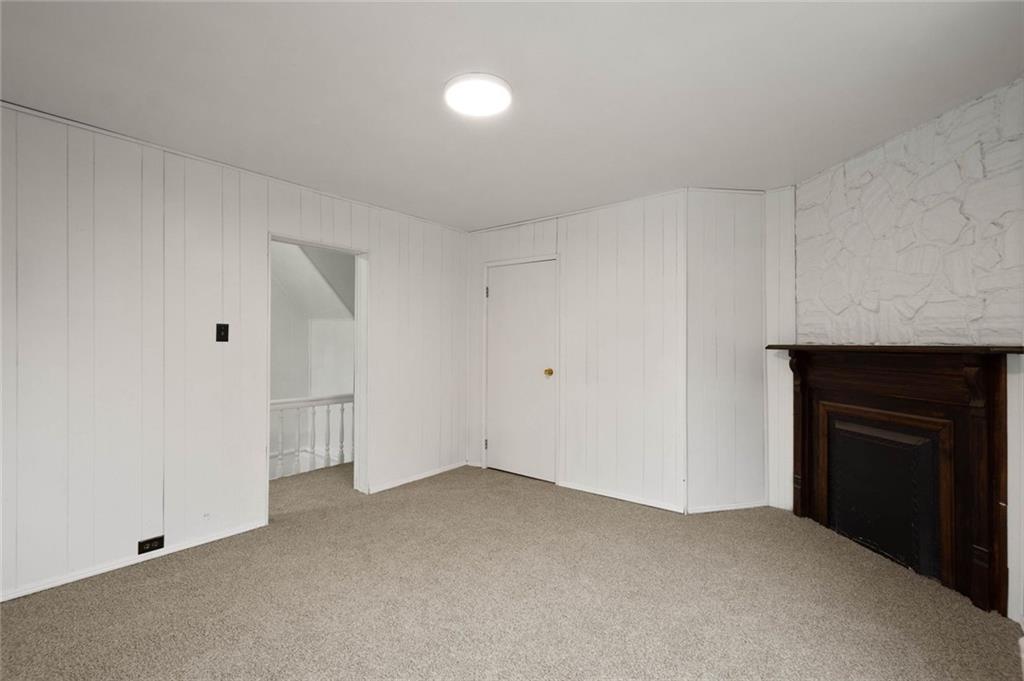 916 2nd Street McKees Rocks, PA 15136 - Photo 21 of 26 a view of empty room