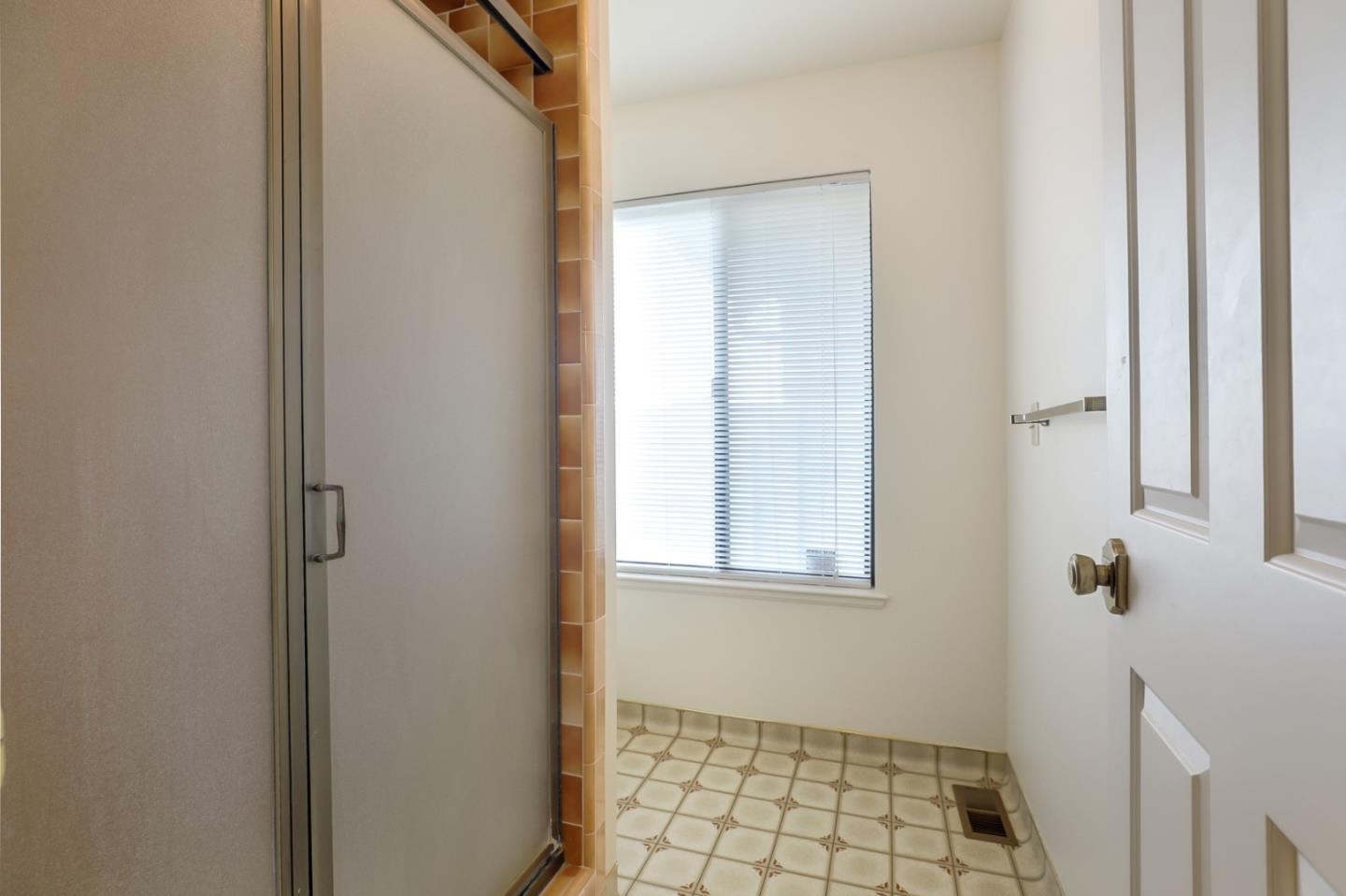 22110 Ranchito Drive Salinas, CA 93908 - Photo 16 of 33 a view of an empty room