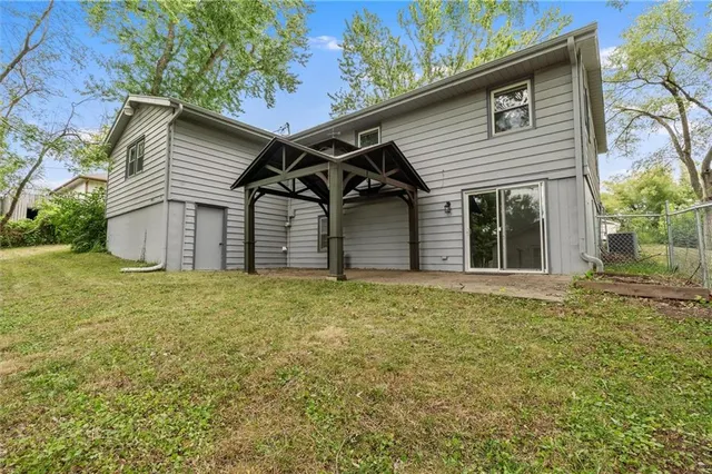 $225,000 | 1101 Williams Street, Excelsior Springs, MO 64024