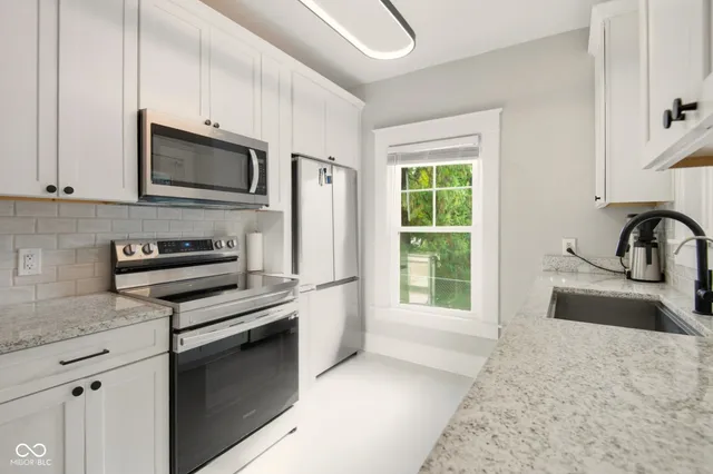 $244,900 | 1620 Lafayette Avenue, Columbus, IN 47201