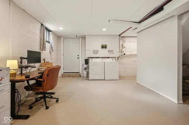 $244,900 | 1620 Lafayette Avenue, Columbus, IN 47201