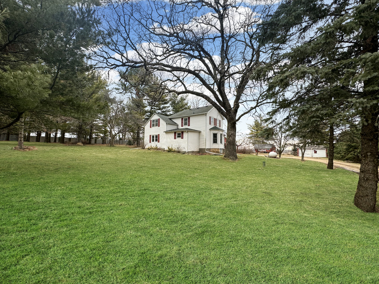 2289 North AYP Road Freeport, IL 61032 - Photo 45 of 52 a view of a park with large trees