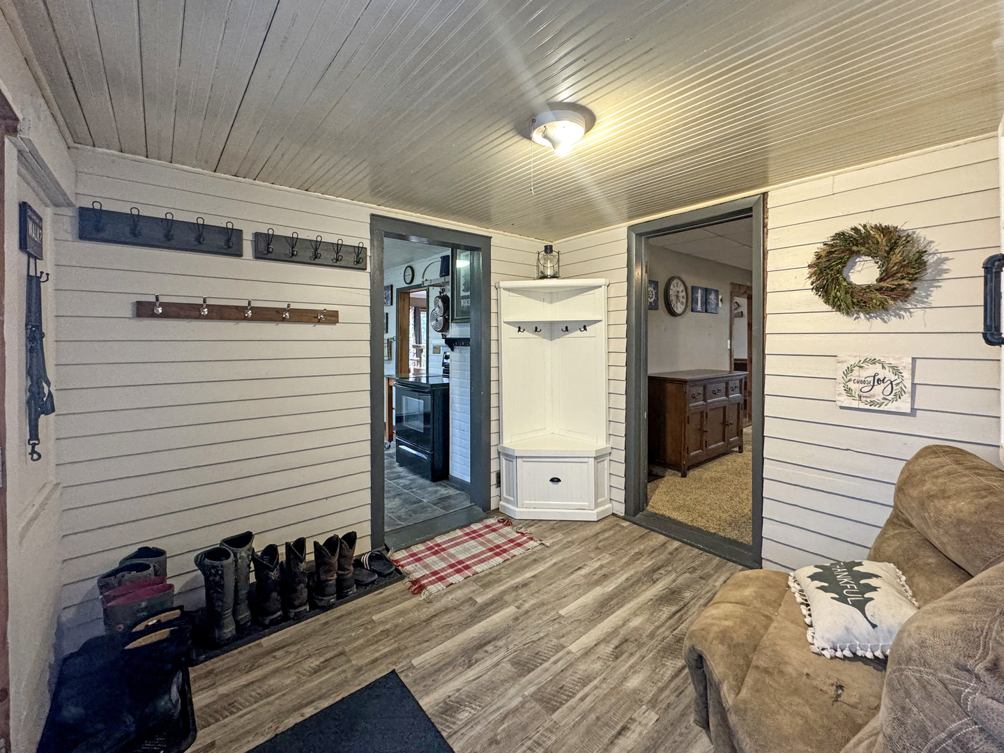 2289 North AYP Road Freeport, IL 61032 - Photo 9 of 52 a bedroom with a bed and a walk in closet