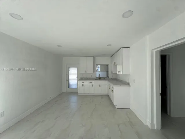 $5,500 | 1706 North 45th Avenue, Unit 1, Hollywood, FL 33021