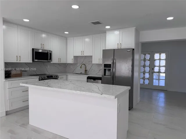 $5,500 | 1706 North 45th Avenue, Unit 1, Hollywood, FL 33021