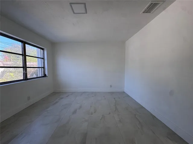 $5,500 | 1706 North 45th Avenue, Unit 1, Hollywood, FL 33021