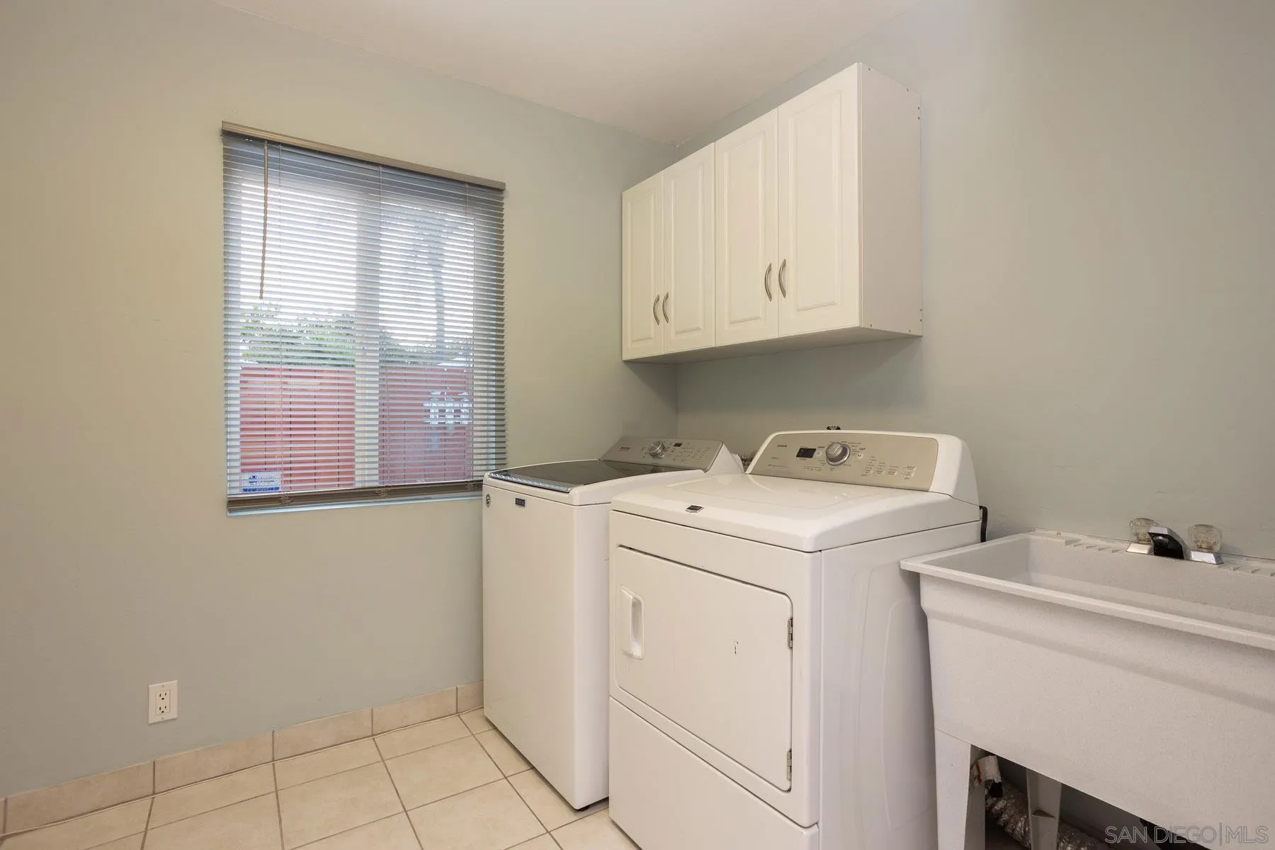 7354 Colony Road La Mesa, CA 91942 - Photo 23 of 24 a utility room with dryer and washer